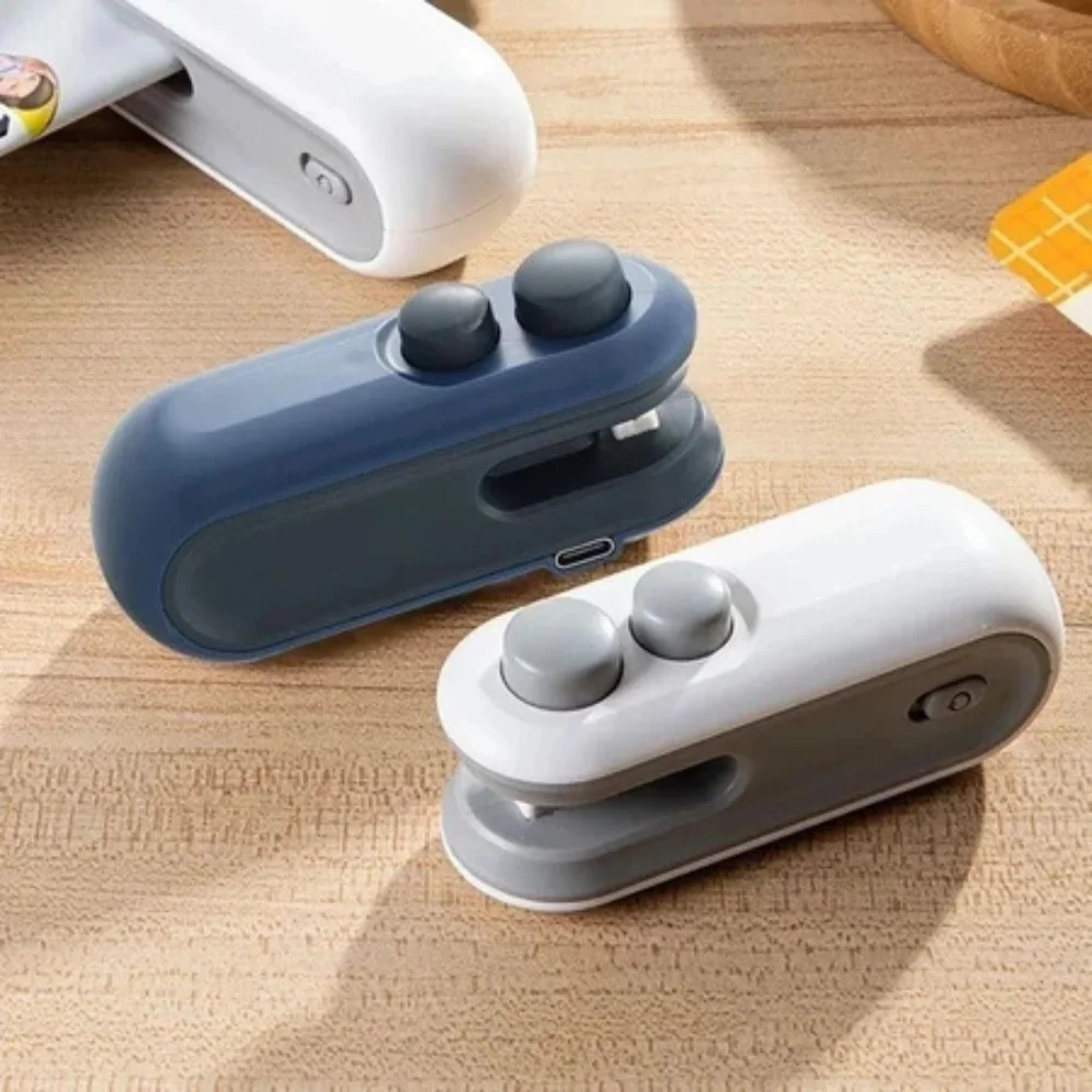 Mini Selador De Embalagem e Sacos ; Seladora a Vacuo Recarregavel USB ; Cortador de Embalagem - Imagem 3